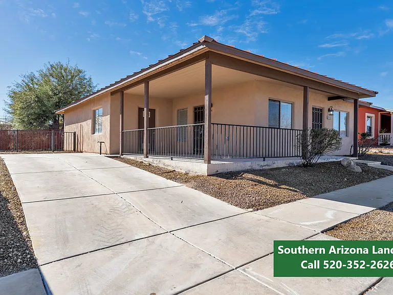 1935 W Banks Grove Pl — Photo 4