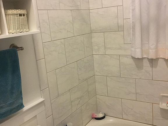 3rd image of 3228 Bishop St #4