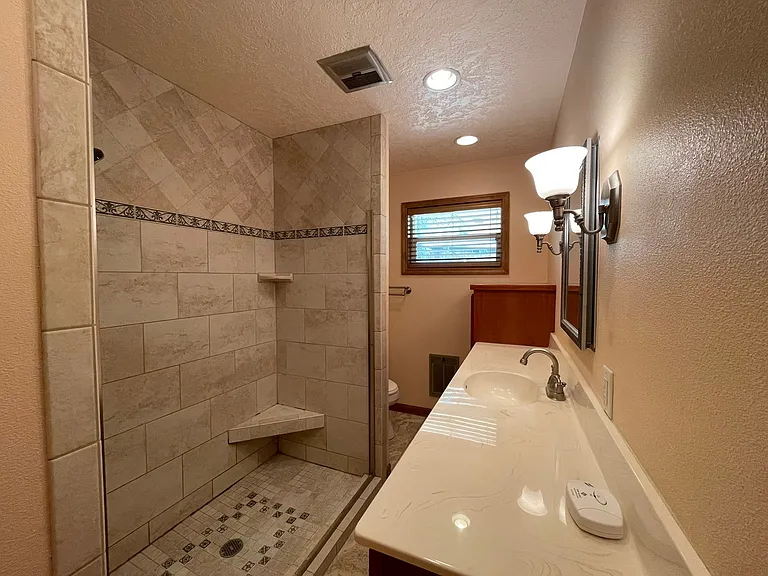 2320 Cascade Way — Photo 10