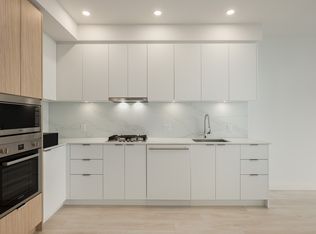 537 Cottonwood Ave #2006, Coquitlam, BC V3J 0S4