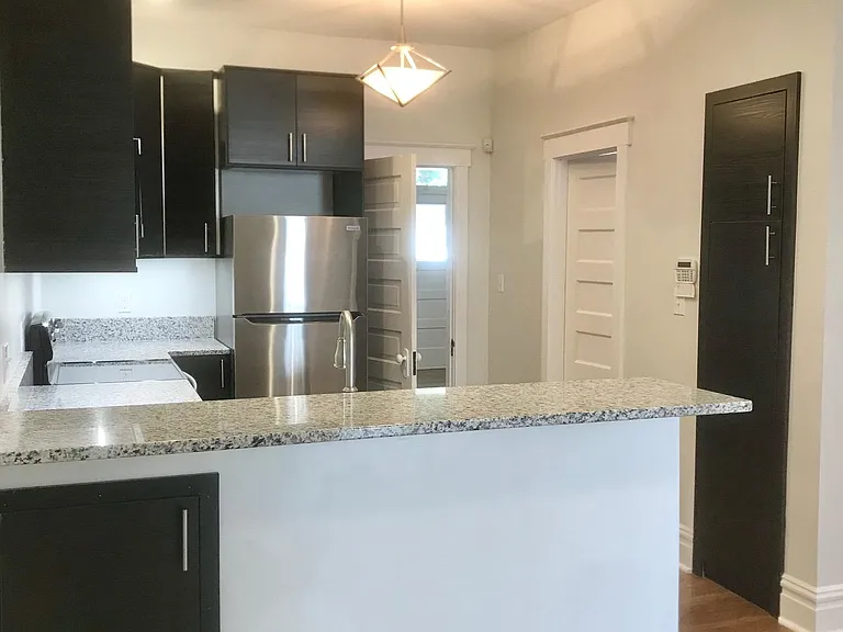 3005 Sidney St #1 — Photo 14