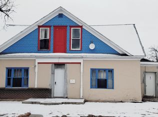 221 E 6th St, Walsenburg, CO 81089