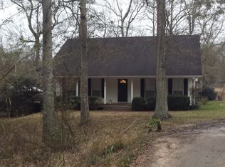 34 Verna Roche Dr, Carriere, MS 39426