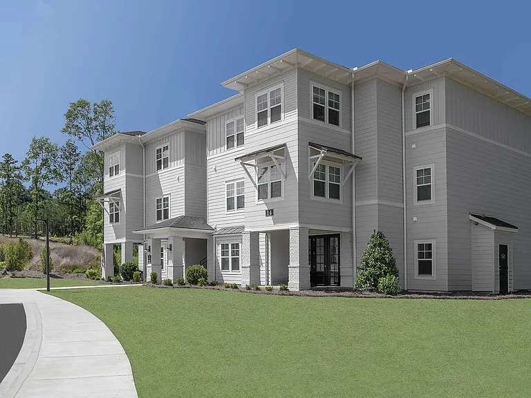 Greystone at Mulberry Grove — Photo 22
