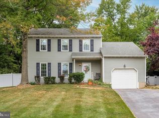 1124 Ross Ln, Phoenixville, PA 19460