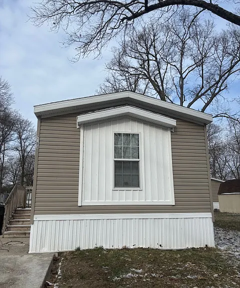 3500 W Brookfield Dr — Photo 1