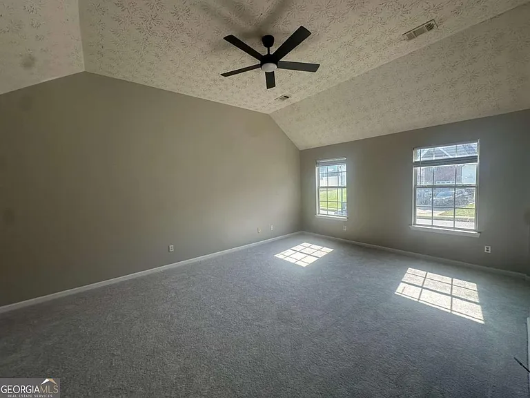 7467 Petunia Dr — Photo 19