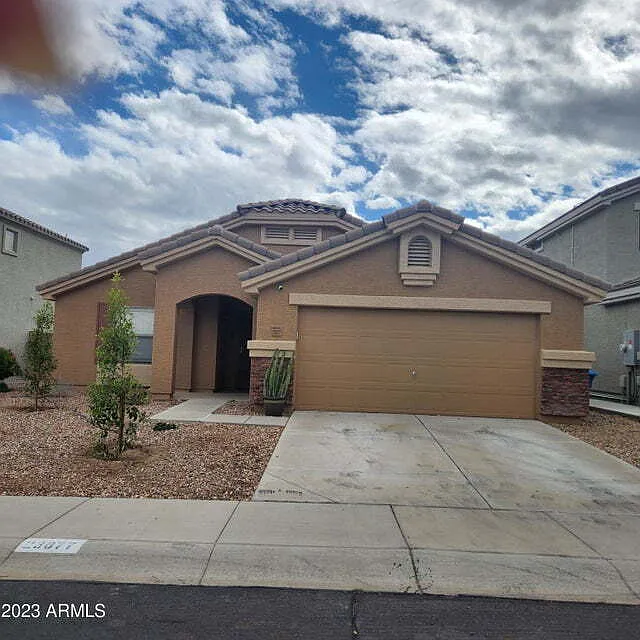 23877 W Wayland Dr
