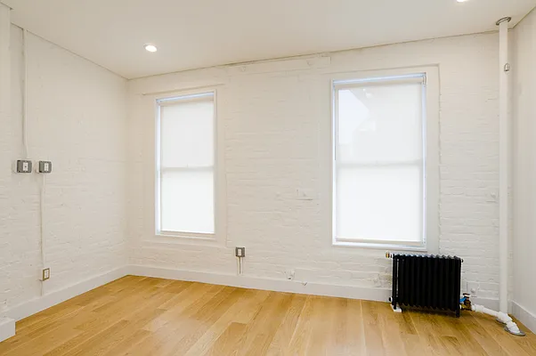 Rented by Veracity NYC LLC | media 21