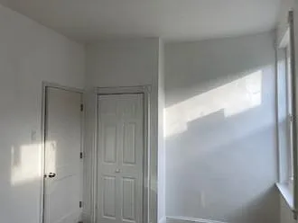 Middle bedroom