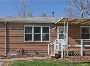 7411 James Ave, La Vista, NE 68128
