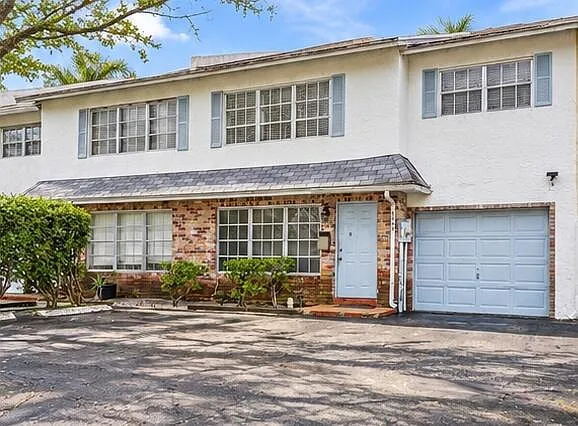 3965 NW 9th Ave #3