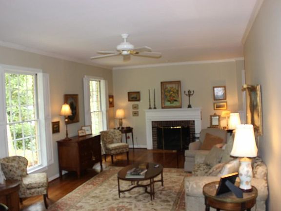 2nd image of 674 Wisteria Dr