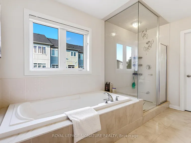 14 Paisley Way — Photo 20
