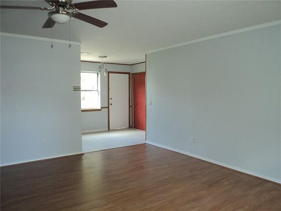 4th image of 3055 Mason Dr