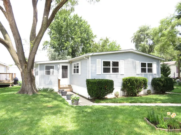 13 Birch St, Minooka, IL 60447