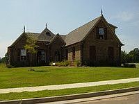 5th image of 190 Acadis Cir
