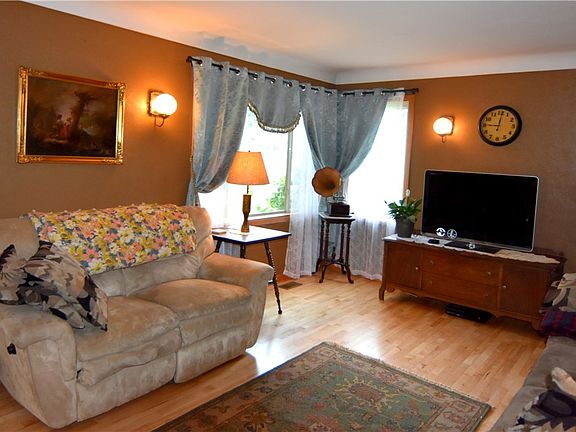 5th image of 214 Tonnar Street