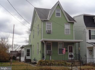 619 Broad St, Beverly, NJ 08010
