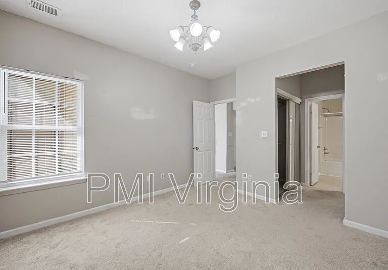 724 Harbor Springs Trl — Photo 12