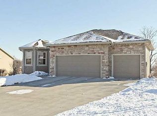 309 Kings Pl, Polk City, IA 50226