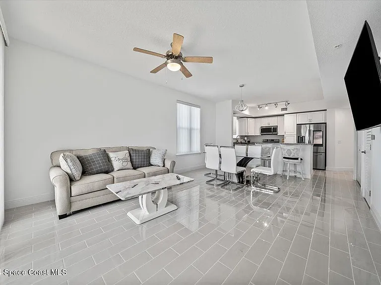 735 Pilot Ln #414 — Photo 12