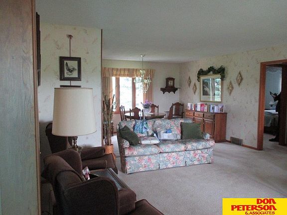 3rd image of 1746 N Clarmar Ave