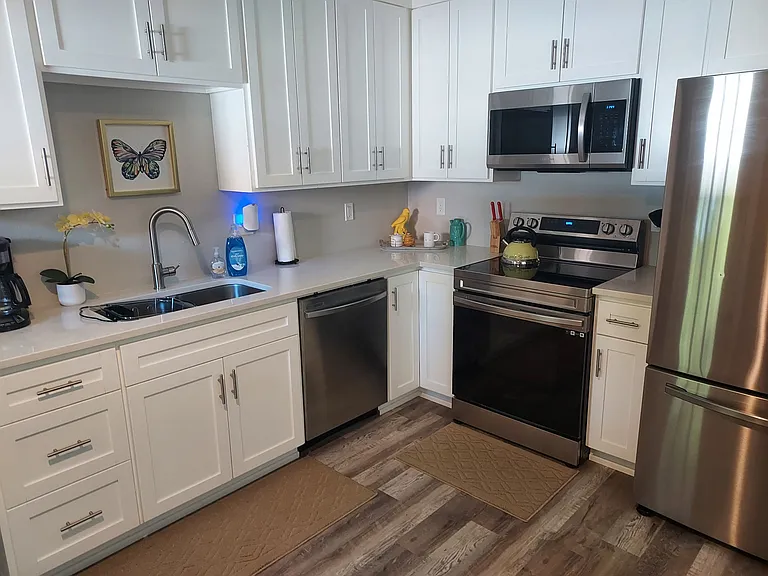 1177 Nebraska Ave NE #A — Photo 14