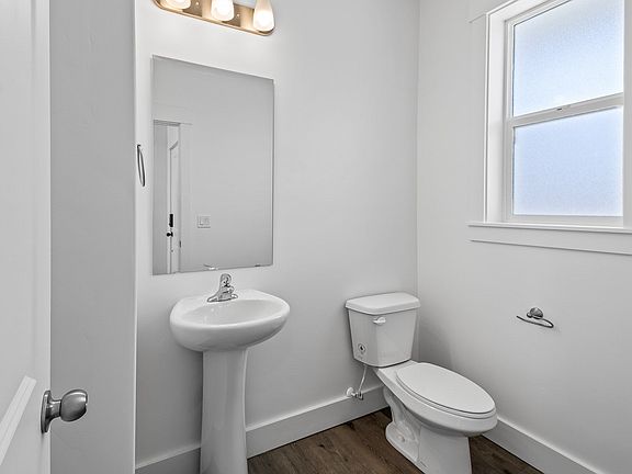 Finished home photos are representational images only. Chat with sales agent for details.