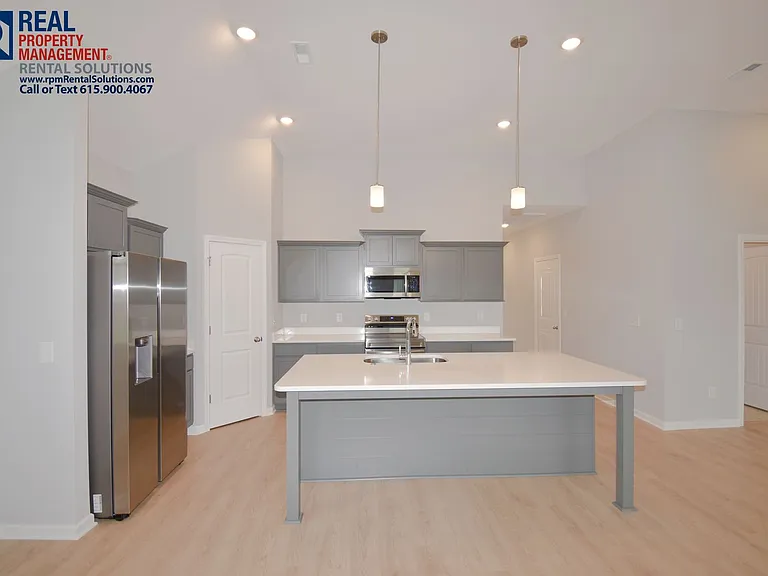 1142 Bluecreek Cir — Photo 8