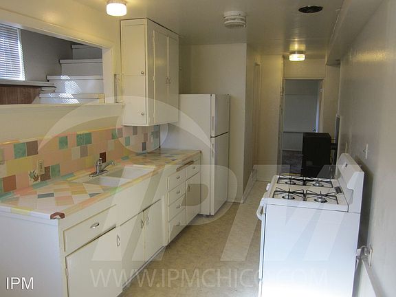 5th image of 527 Cherry St #1A