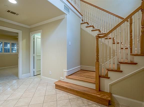 3rd image of 5902 Auburndale Ave #C