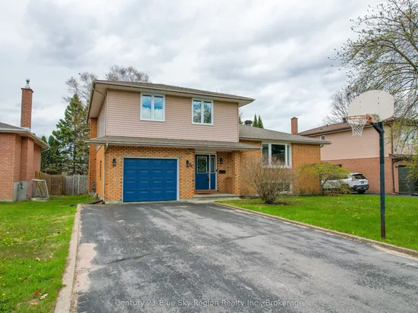 66 Veronica Dr, North Bay, ON P1B 9K4
