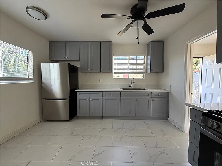 333 1/2 Sefton Ave — Photo 7