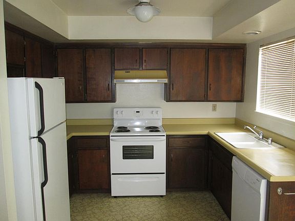3rd image of 1346 Galleon Way APT B