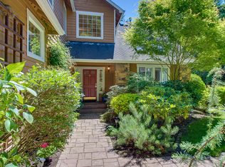 6401 Haley Loop NE, Bainbridge Island, WA 98110