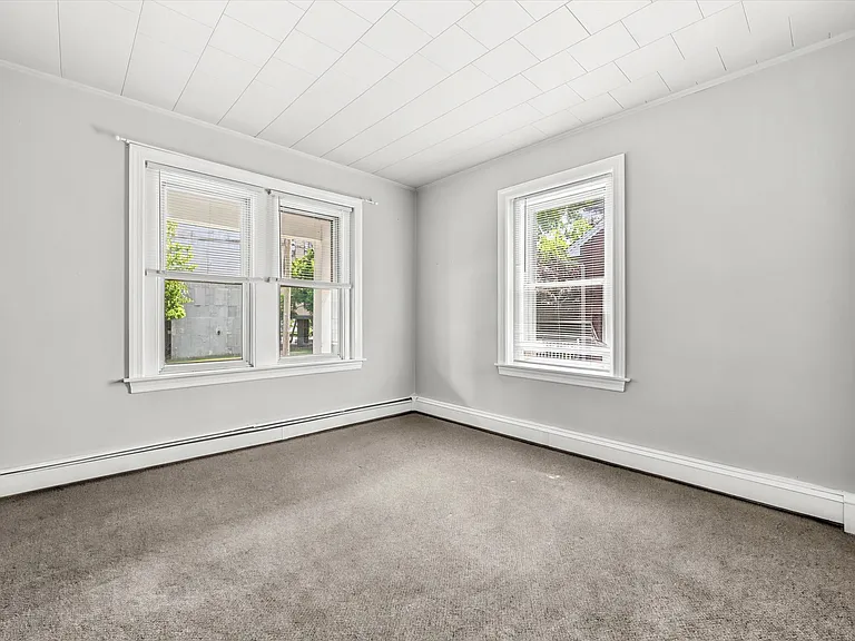 121 Sharpless St — Photo 11