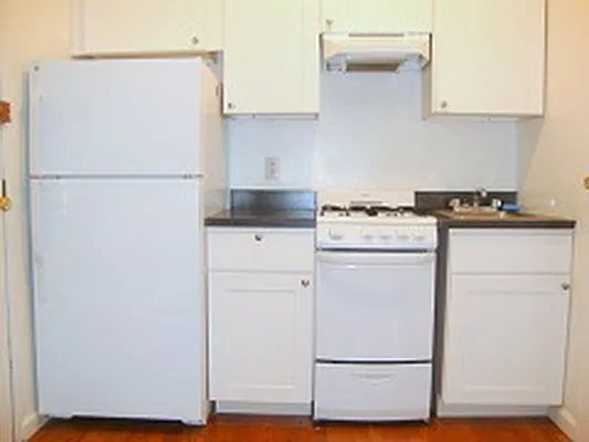 Rented by Uptown Flats LLC | media 3