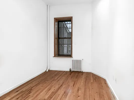 Rented by Halstead Real Estate | media 7