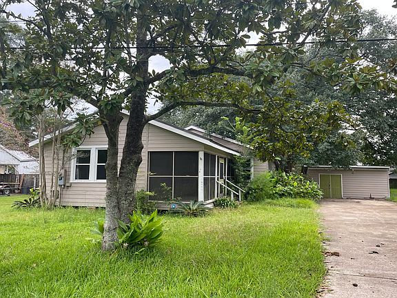 2nd image of 4538 42nd St