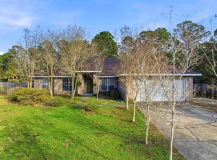 6711 Desoto St, Navarre, FL 32566