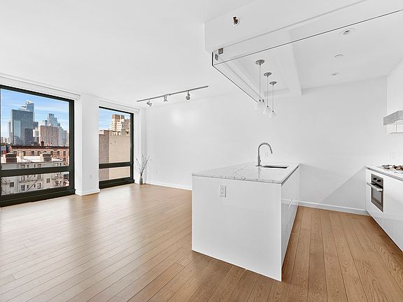 5th image of 351 W 54th St APT 6C