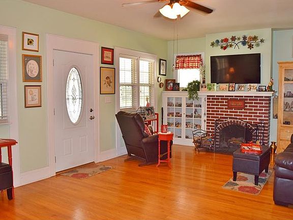 4th image of 1310 S Swearingen Ave