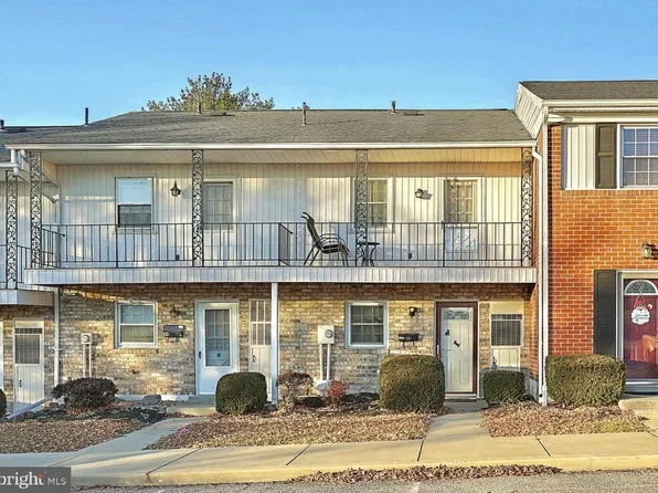 619 Colony Dr, York, PA 17404