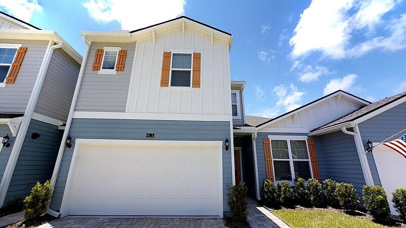 1st image of 63 Pindo Palm Dr