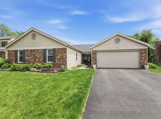 458 Nantucket Rd, Naperville, IL 60565