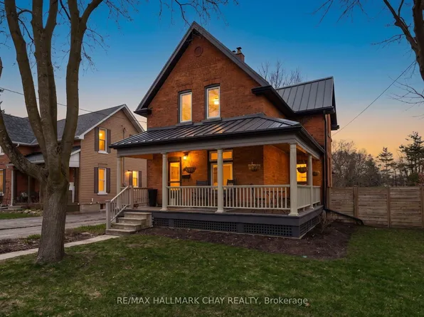 56 William St, Barrie, ON L4N 3J6