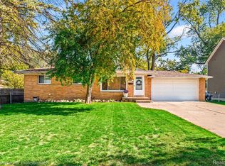 18466 Foch St, Livonia, MI 48152