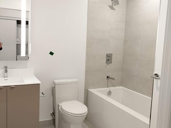 3rd image of 500 Dupont St #710