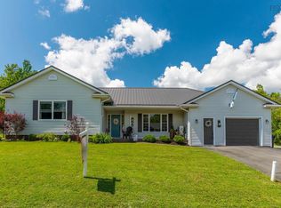 10 Brookside Ave, Lantz, NS B2S 1V3